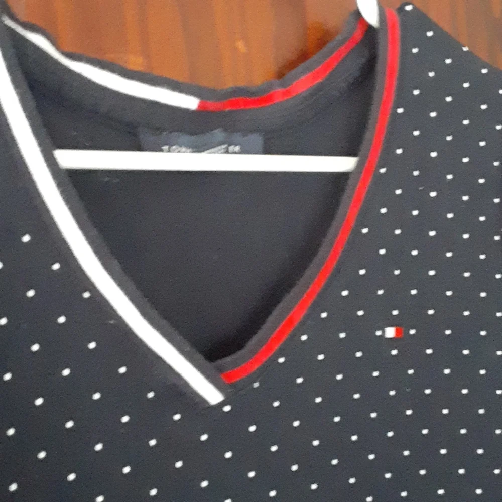 Tommy Hilfiger sz medium Tee Shirt dress red white and white - Picture 2 of 5